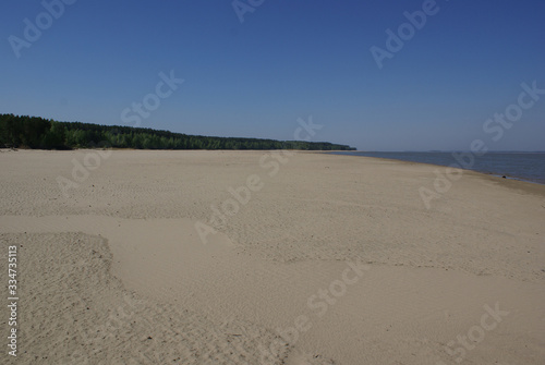 sandbank seashore