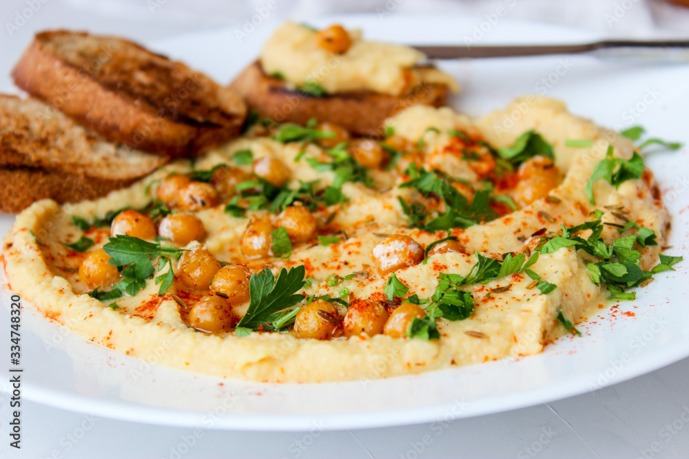 Chickpea hummus, made with croutons