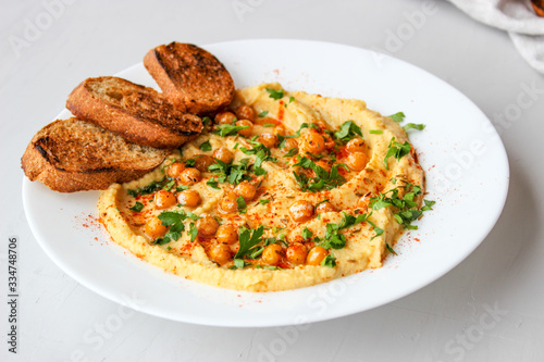 Chickpea hummus, made with croutons