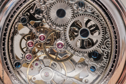 pocket watch gears, 6 rubies