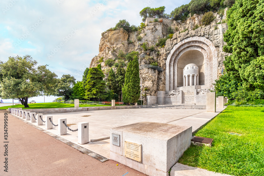The Monument Aux Morts, at the foot of Castle Hill is a war memorial dedicated to the citizens of Nice who died in World War I.
