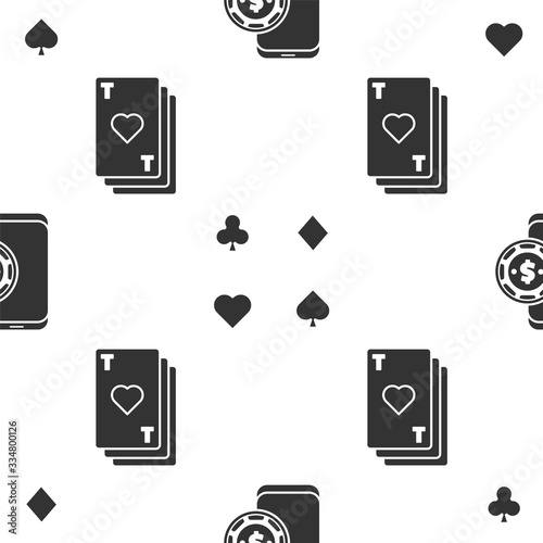 Set Online poker table game, Playing cards and Playing card with heart on seamless pattern. Vector