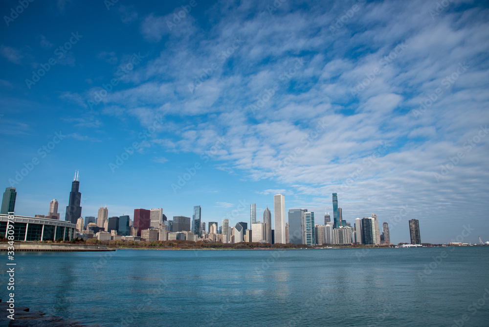 Naklejka premium Views of downtown Chicago from Grant park