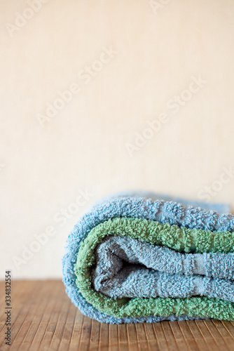 Blue towels on background © Юлия Батаева