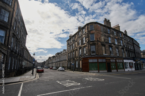 Fototapeta Naklejka Na Ścianę i Meble -  Empty streets of Edinburgh during quarantine of Covid-19