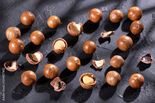 Macadamia integrifolia - Top view of macadamia nuts