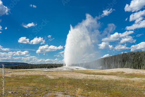 Old Faithful in Yellowstone National park
