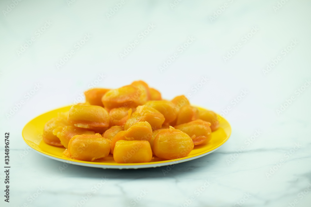 Med Ka-Nun, Thai dessert made from egg yolks, Traditional Thai sweets Med Ka-Nun, Thai dessert made from egg yolks, Traditional Thai sweets