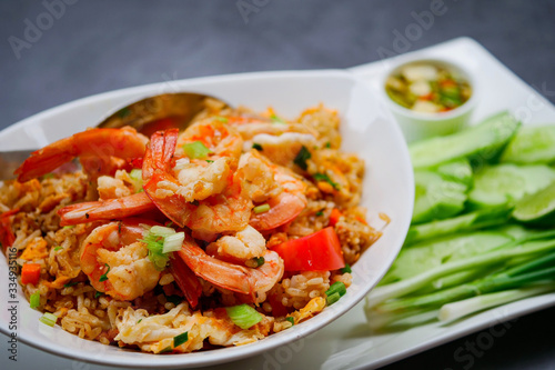 Fried rice with shrimp 