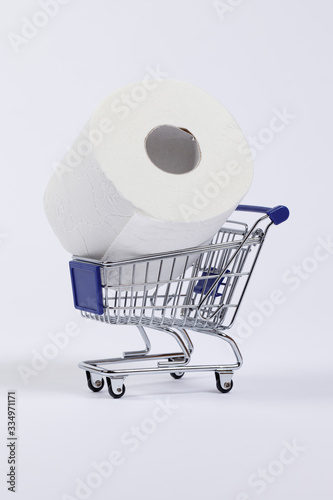 Symbolbild von Klopapier während der Corona Pandemie photo