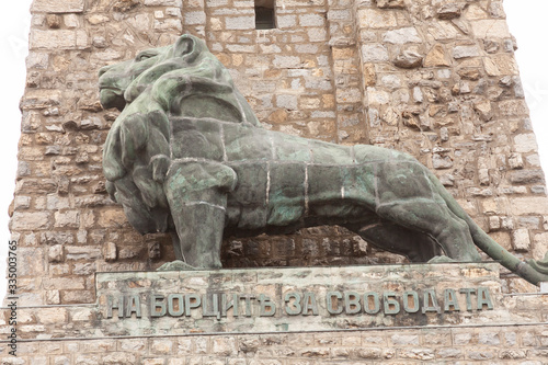 Lion monument statue