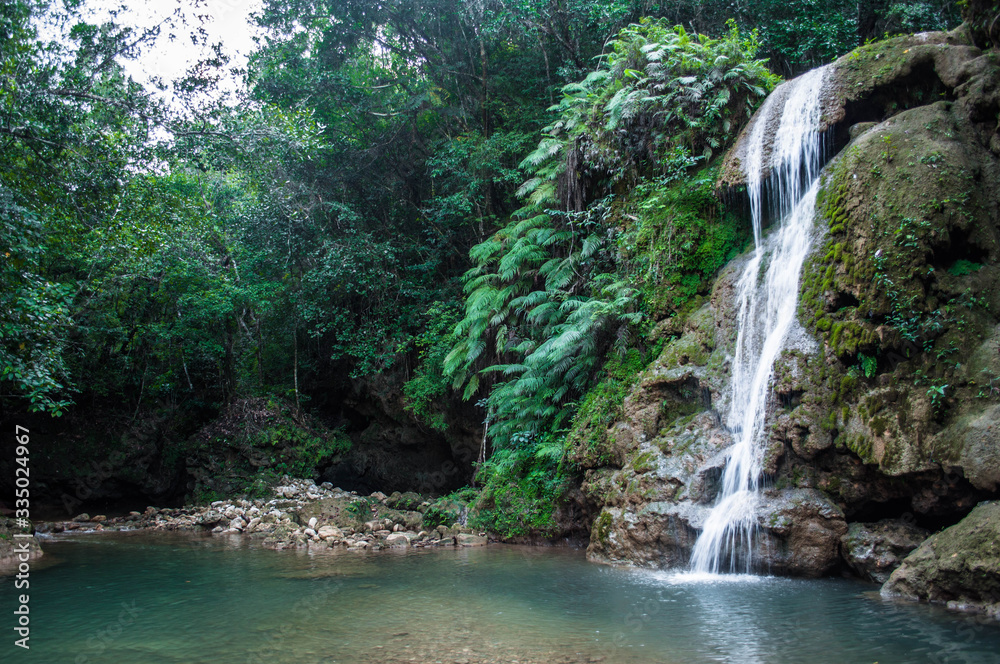 cascada caribe