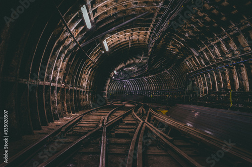 Obraz na płótnie Abandoned rail fallout tunnel