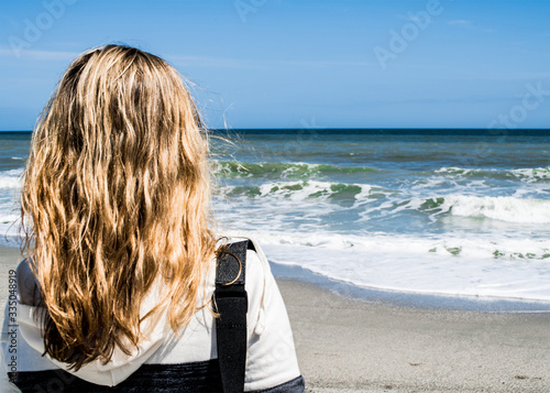 Women looking into ocean