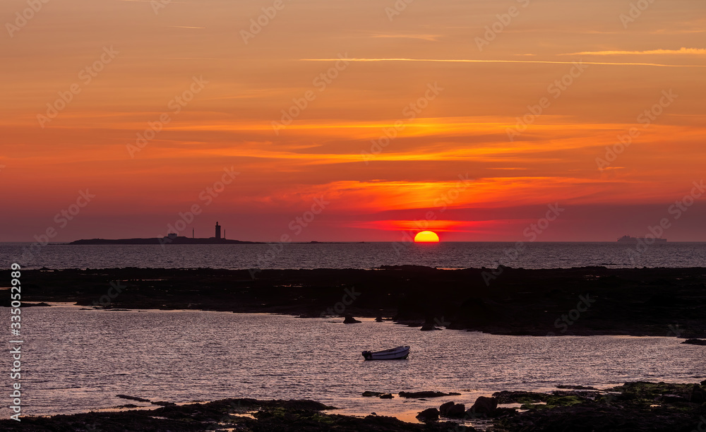 Pilier Island sunset