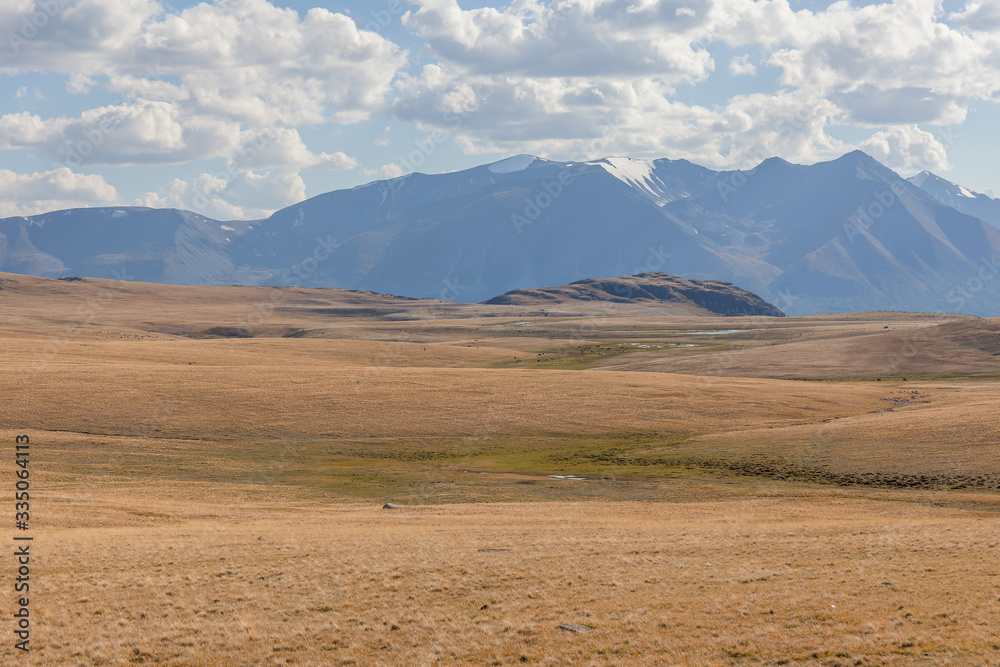 Fototapeta premium Altai Tavan Bogd National Park in Bayar-Ulgii, Mongolia.
