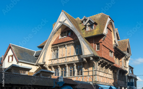 Fotografie Manoir de la Salamandre in Etretat