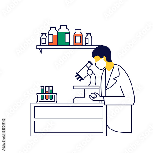 Investigador analizando el Coronavirus en busca de una vacuna. Científico analizando los resultados para una nueva generación de medicamentos para el Covid-19