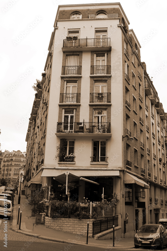 Paris - MontmartreParis - Montmartre - Rue Lamarck
