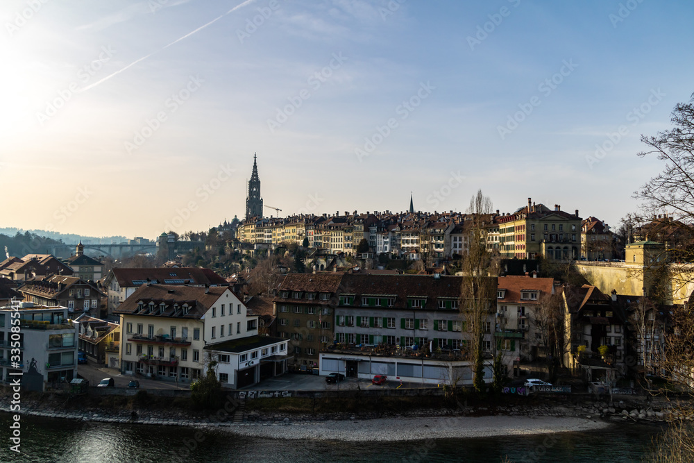 Fototapeta premium Vue sur la vieille ville de Berne (Canton de Berne, Suisse)