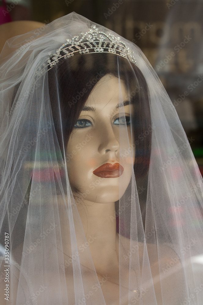 Mannequin with Bridal Veil Mannequin with Bridal Veil