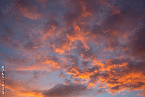 Golden Clouds during sunset with different forms © Stutz