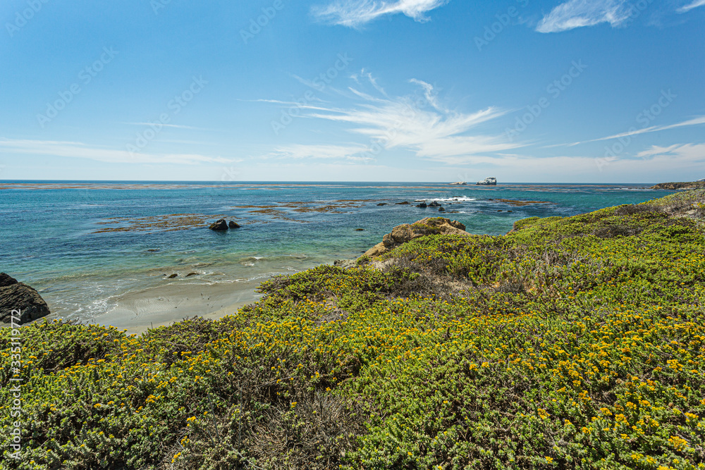 A beautiful View in Califórnia coast - Big Sur, Condado de Monterey, Califórnia A beautiful View in Califórnia coast - Big Sur, Condado de Monterey, Califórnia