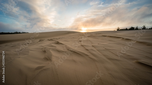 Fototapeta Naklejka Na Ścianę i Meble -  Sunrise in the Dunes