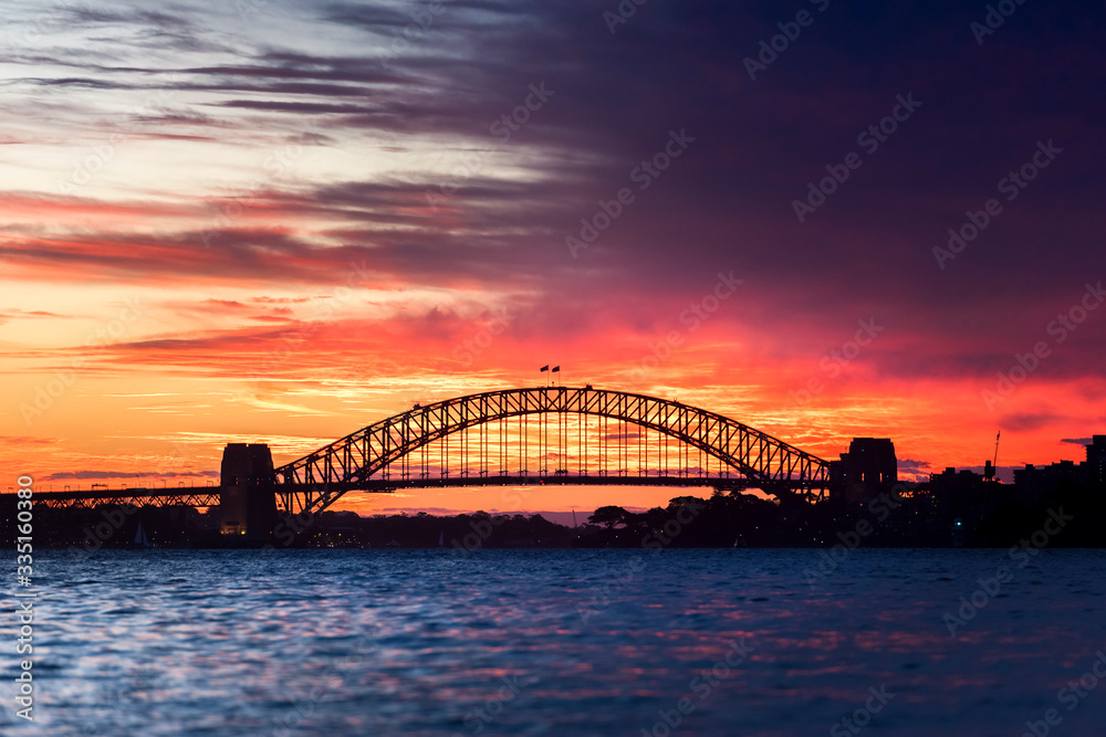 Fototapeta premium Sydney Harbour Bridge at sunset