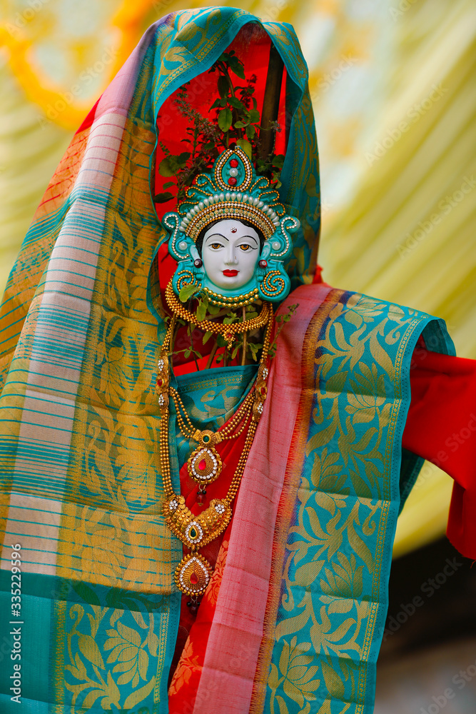 goddess sculpture in indian wedding