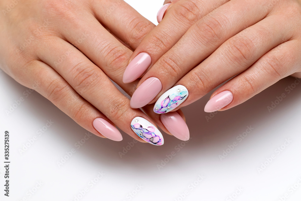 2,072 Light Pink Nail Polish Stock Photos, High-Res Pictures, and Images -  Getty Images