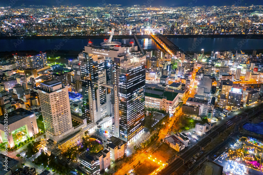 Obraz premium skyline cityscape of Osaka in Japan