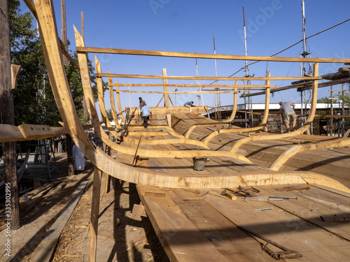 In Oman, traditional boat production is still visible.