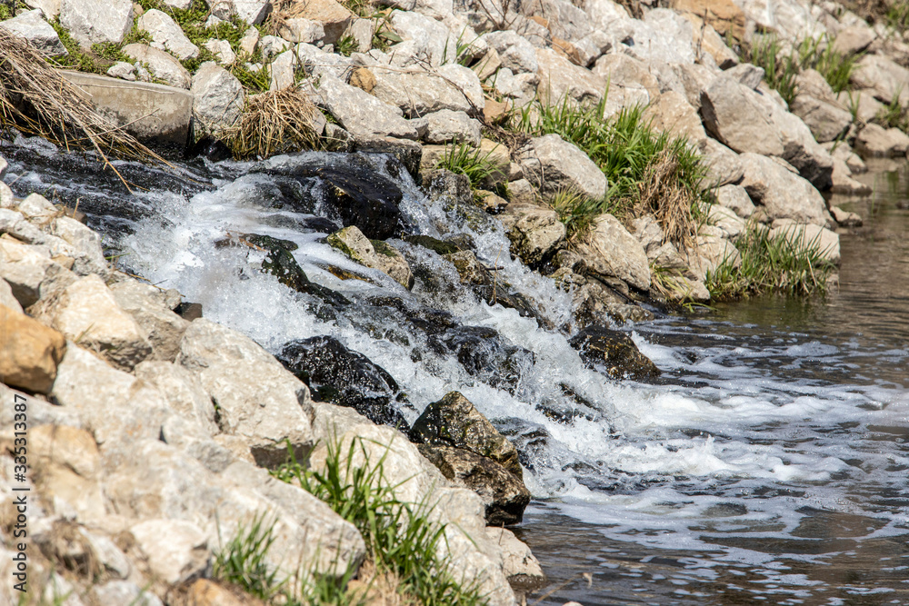 Flowing water 0792