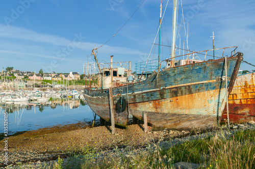 rotten fishing vessels on t...