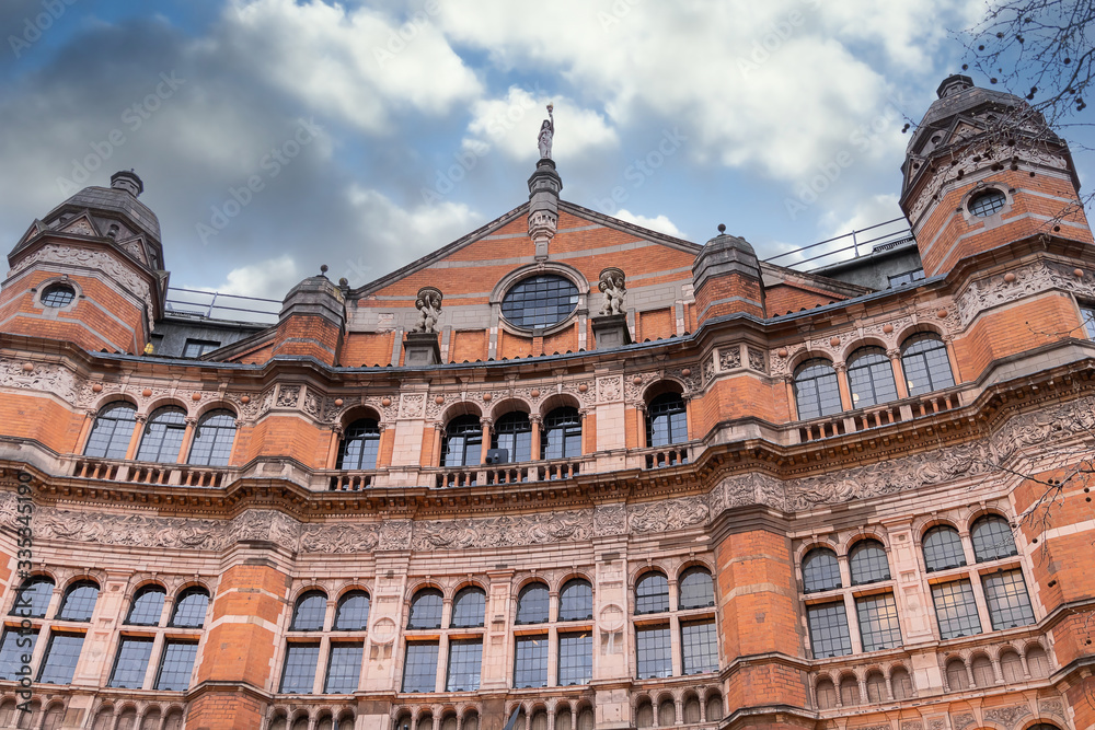 Fototapeta premium Historical architecture in London, England.
