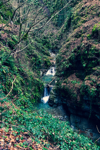 Cascade des Gorges du Chauderon, entre Les Avants et Montreux (Suisse) photo