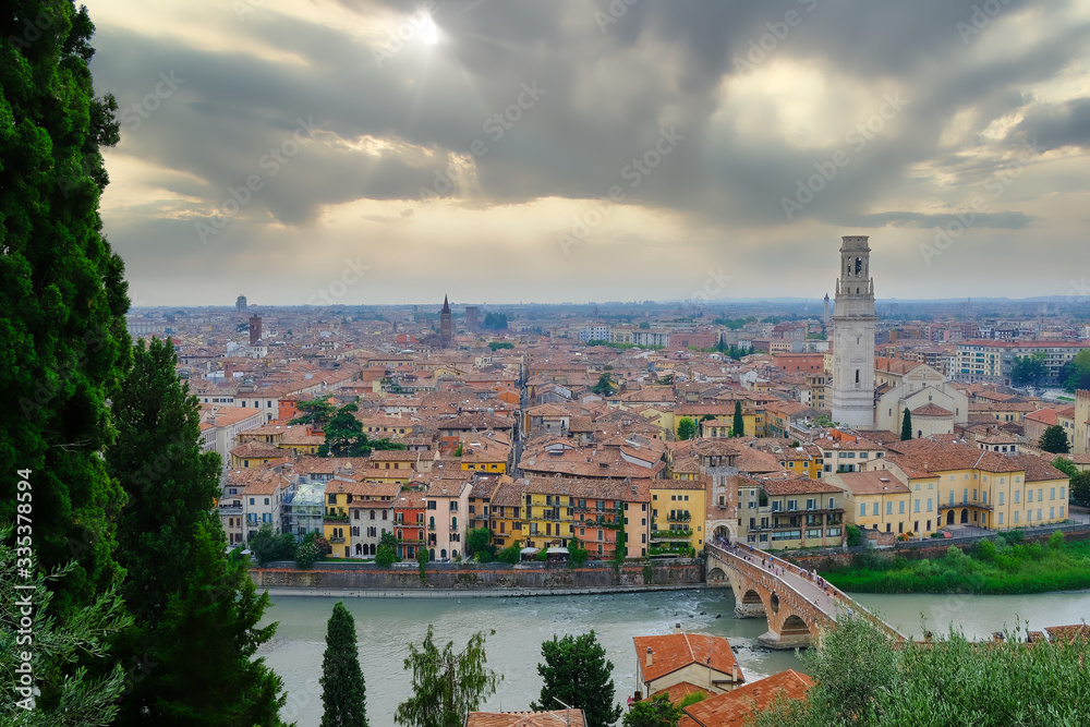 Obraz premium View of Verona under a cloudy sky in summer