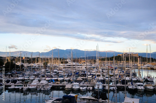 Port d'Antibes © Francois