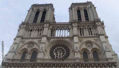 La Cathédrale Notre-Dame de Paris.