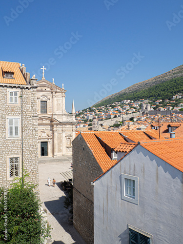 Vistas desde la fortaleza de Dubrovnik  en Croacia, verano de 2019
