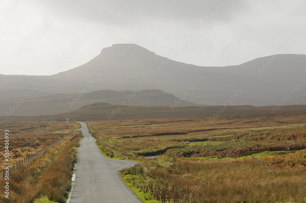route dans les Highlands écossais - Ecosse