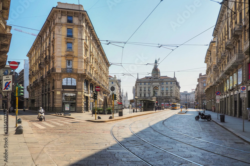 Piazza Cordusio a Milano, Italia, deserta durante la quarantena a causa del Corona virus - Civid 19. photo