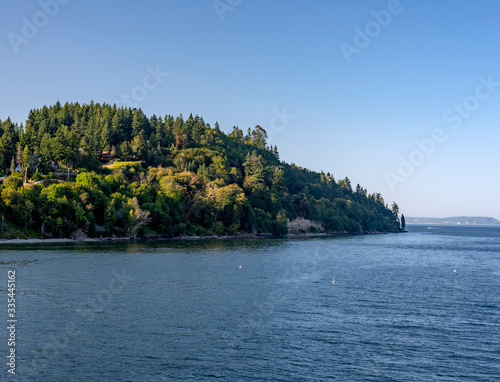 Wallpaper Mural Land meeting water at Kingston, Washington Torontodigital.ca
