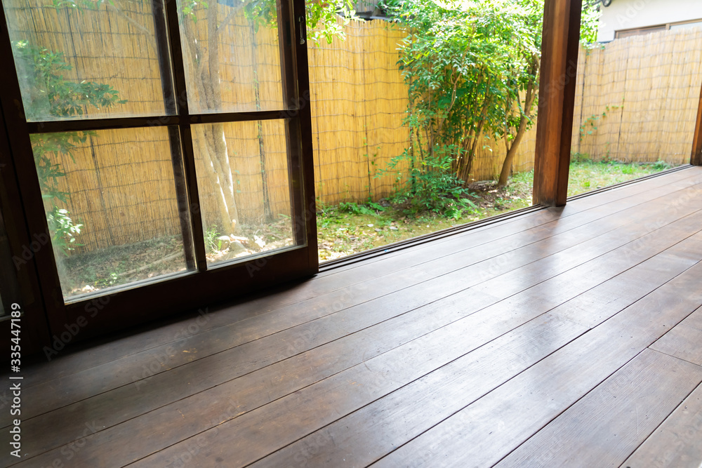 古民家の庭 縁側 Stock Photo Adobe Stock