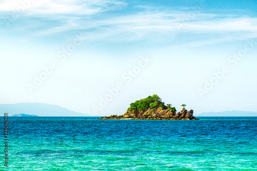 Rocky island in the Andaman sea. Snorkeling point in Thailand © artbox_of_life