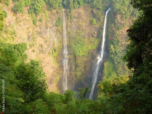 Sch  ner Wasserfall auf dem Bolaven-Plateau  Laos