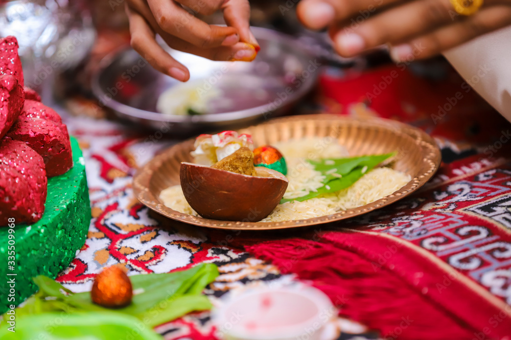 Indian traditional wedding ceremony : Decorative puja thali Stock Photo ...