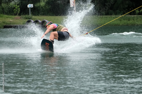 Athletes are training to play wakebord