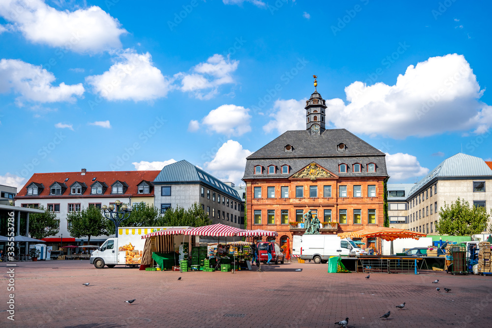 Marktplatz und Rathaus, Hanau, Hessen, Deutschland 